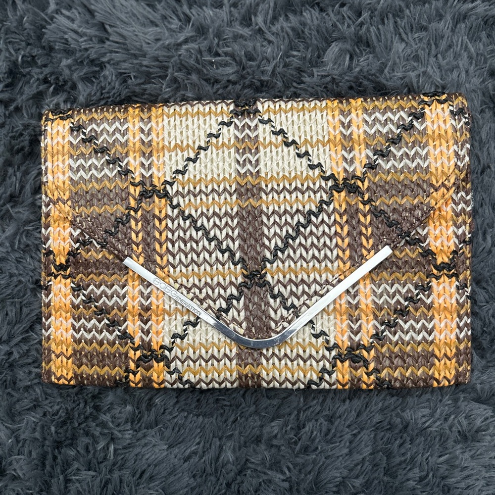 NWT BCBGeneration Clutch